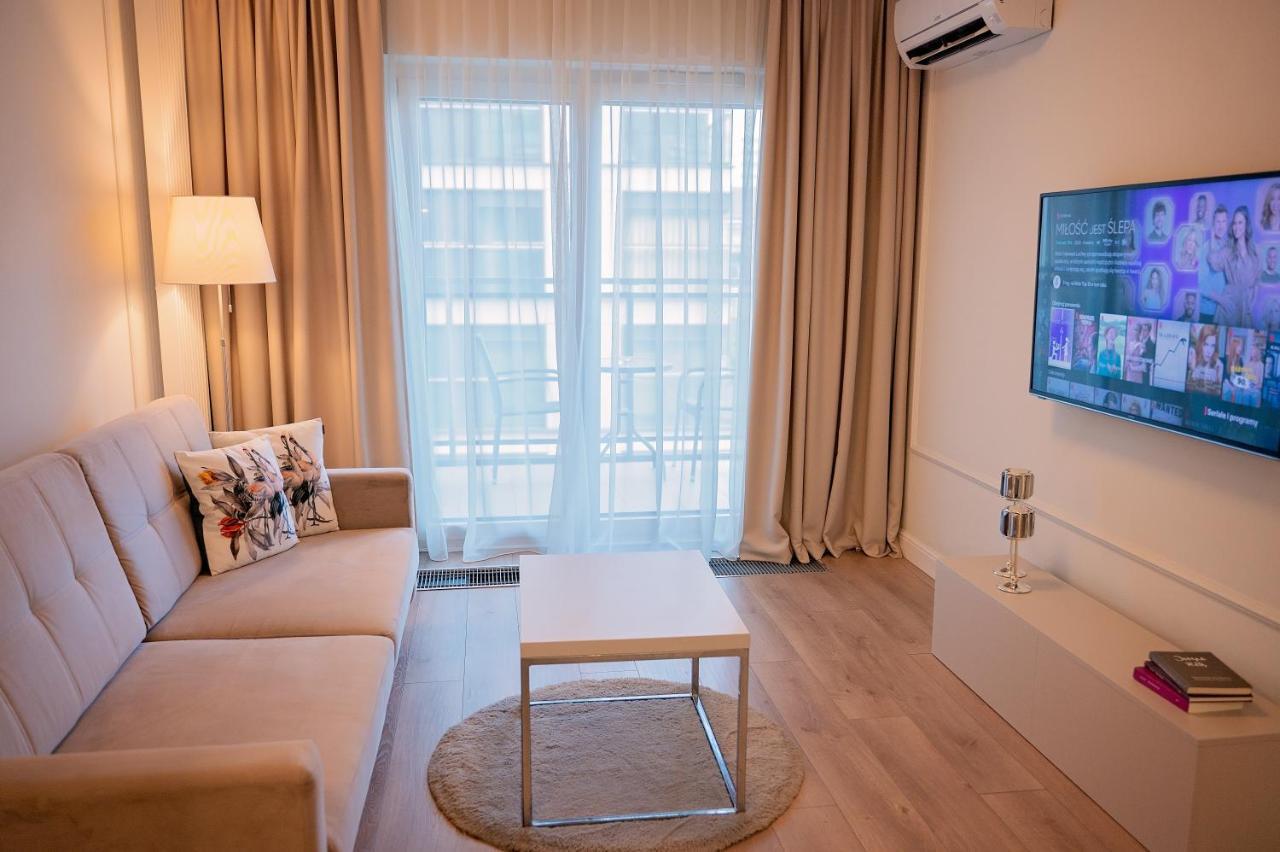 Mennica Residence - Grzybowska 43A Warszawa Eksteriør bilde