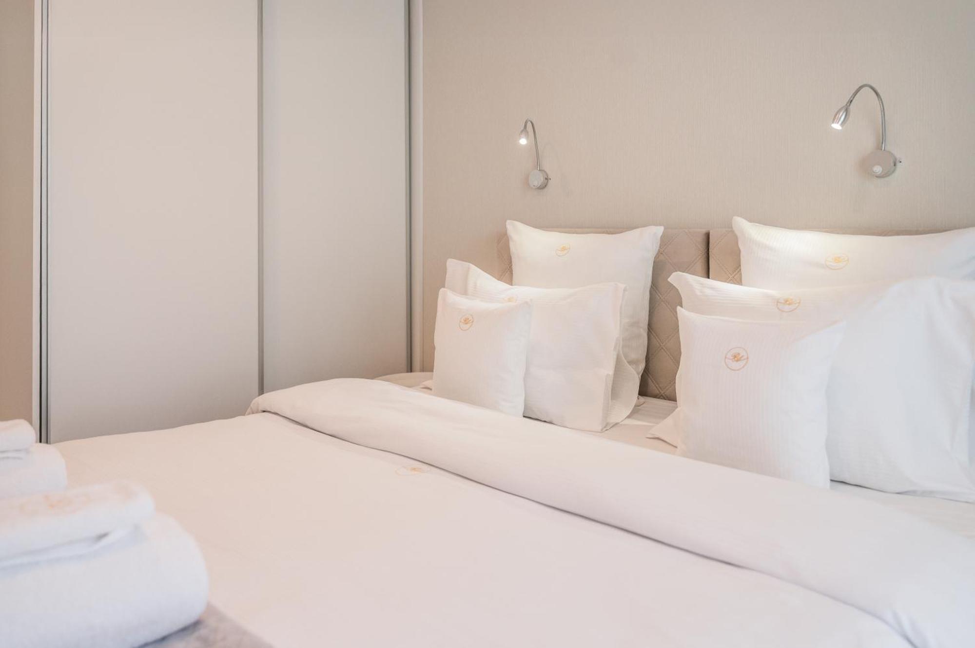 Mennica Residence - Grzybowska 43A Warszawa Eksteriør bilde