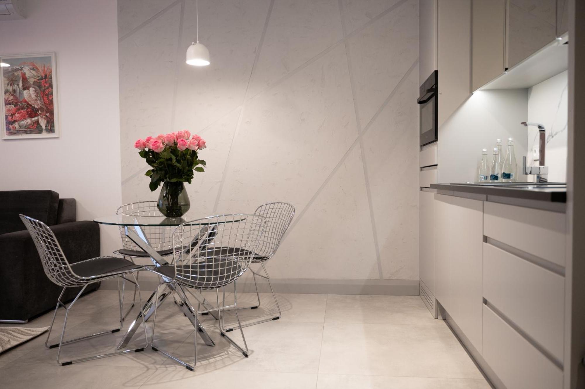 Mennica Residence - Grzybowska 43A Warszawa Eksteriør bilde