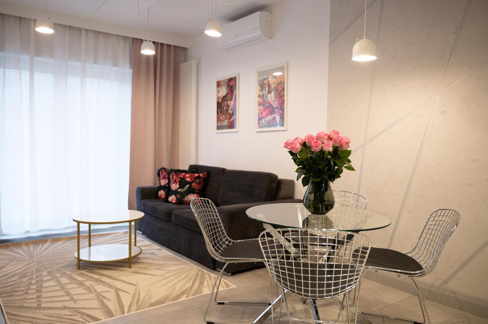 Mennica Residence - Grzybowska 43A Warszawa Eksteriør bilde